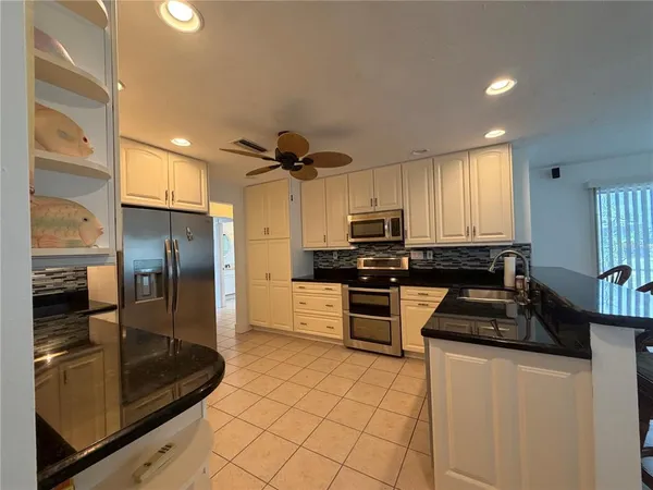 $3,200 | 732 Santa Margerita Lane, Punta Gorda, FL 33950