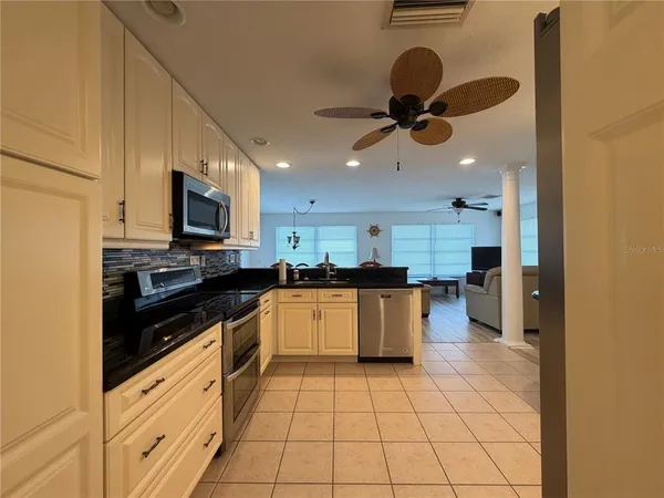 $3,200 | 732 Santa Margerita Lane, Punta Gorda, FL 33950