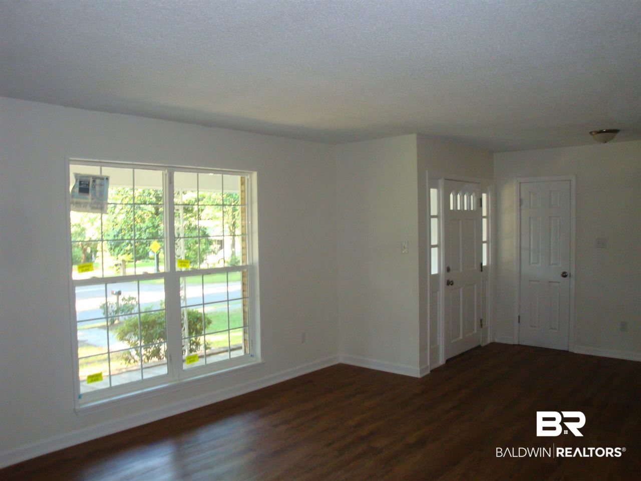 702 Gayfer Avenue Fairhope, AL 36532 - Photo 6 of 23