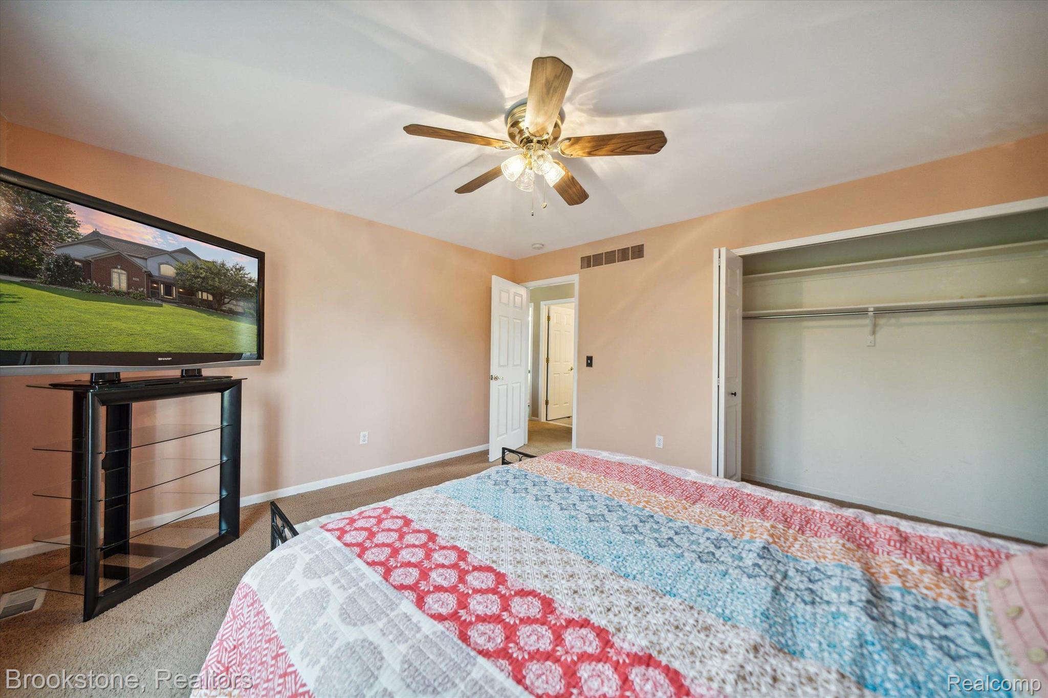 3944 Fieldview Road Lake Orion, MI 48360 - Photo 38 of 58 Gallery Image 38