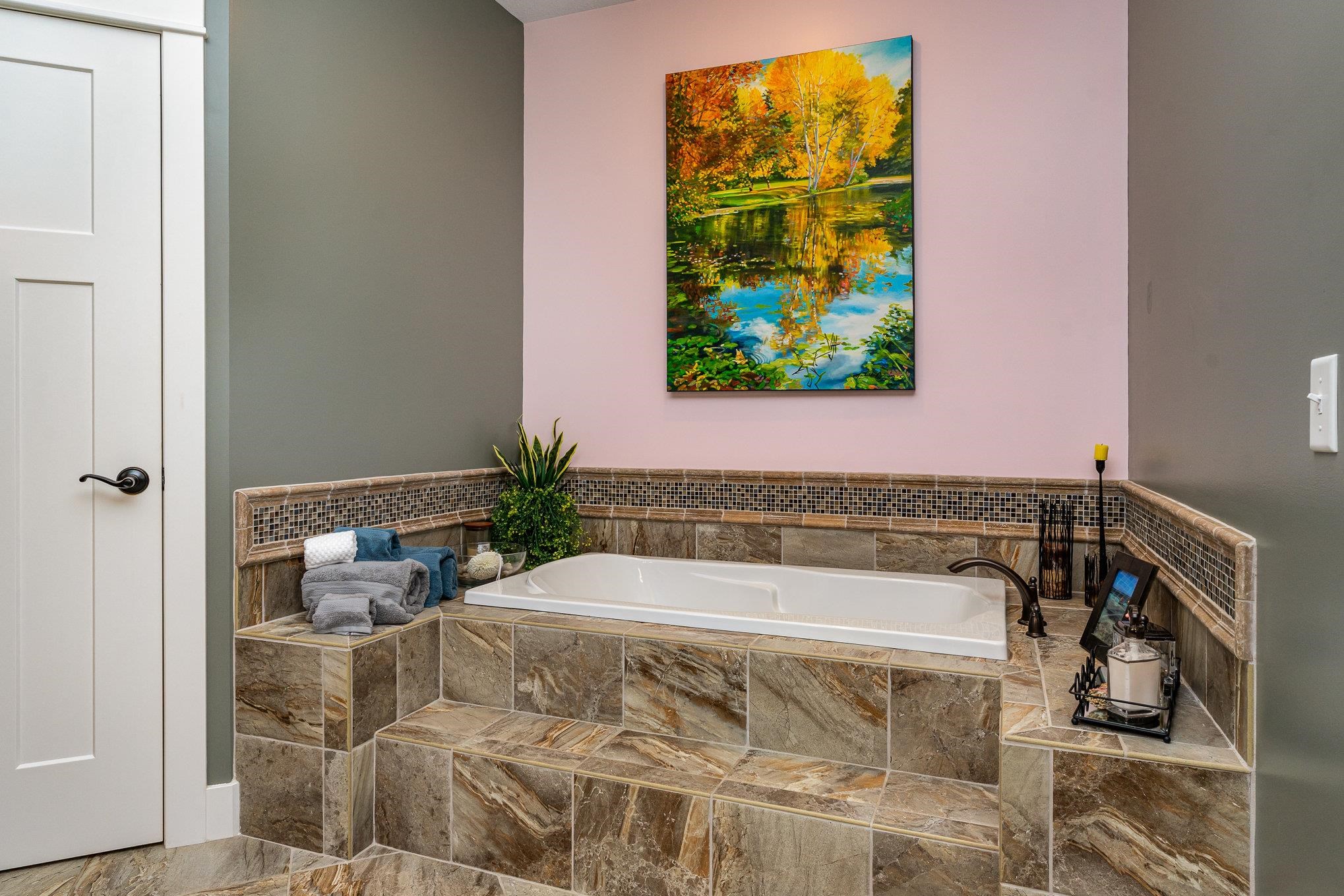 760 South Hidden Ridge Midland, MI 48640 - Photo 28 of 69 Gallery Image 28