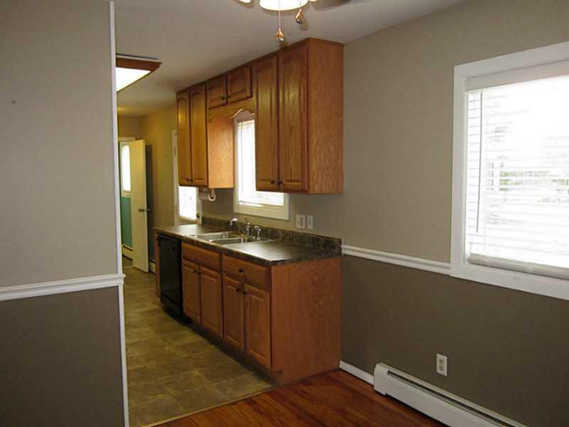 11377 Lantern Road Fishers, IN 46038 - Photo 13 of 24 Gallery Image 13