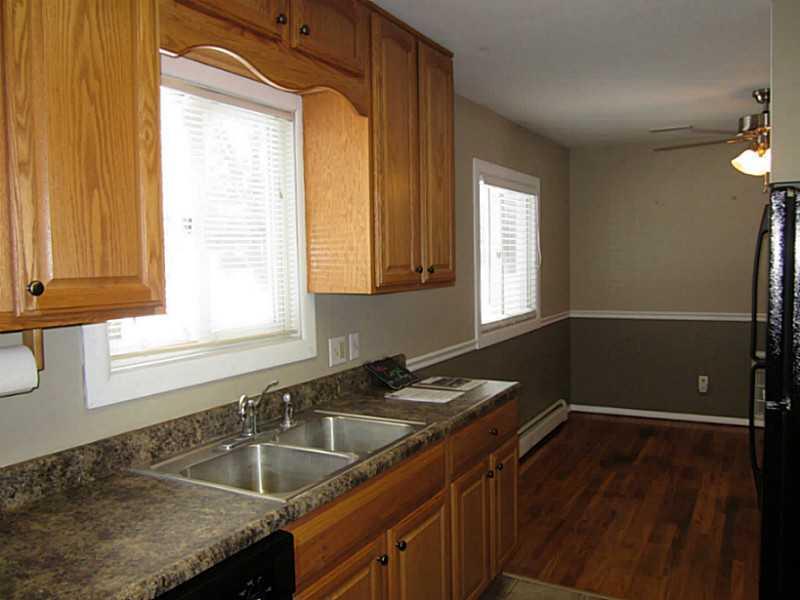 11377 Lantern Road Fishers, IN 46038 - Photo 9 of 24 Gallery Image 9