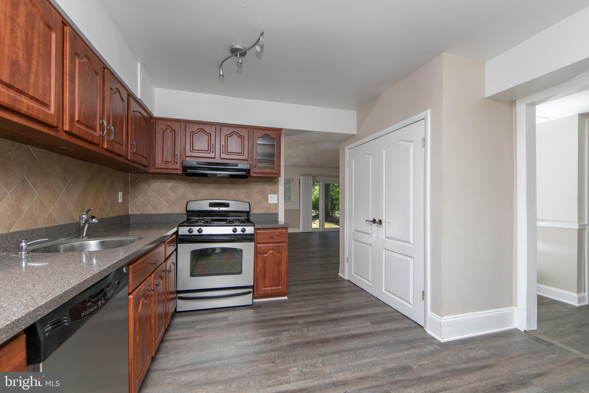 170 Kirkbride Road Voorhees, NJ 08043 - Photo 3 of 32 Gallery Image 3