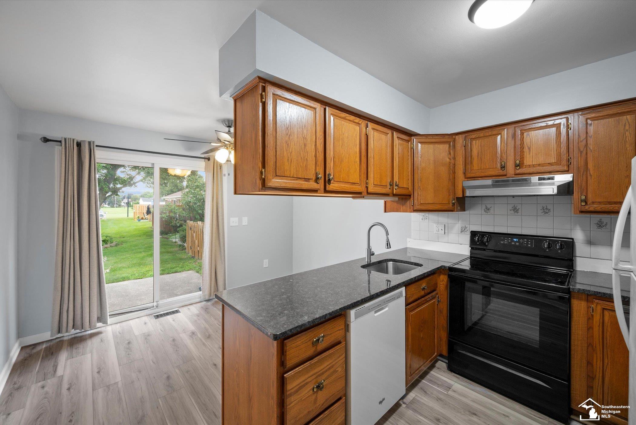 17400 Rudgate Street Southgate, MI 48195 - Photo 17 of 27