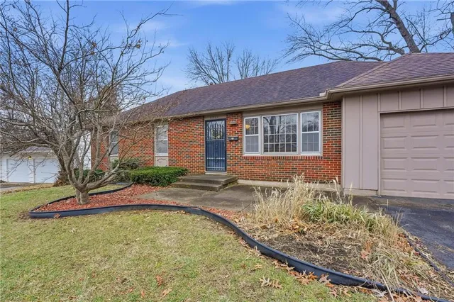 $340,000 | 8309 West 92nd Street, Overland Park, KS 66212