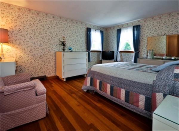 20 Surrey Road Norwood, MA 02062 - Photo 14 of 24 Gallery Image 14