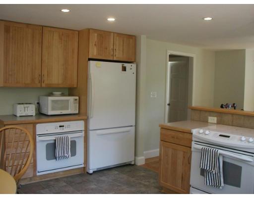 373 Conant Road Weston, MA 02493 - Photo 7 of 11