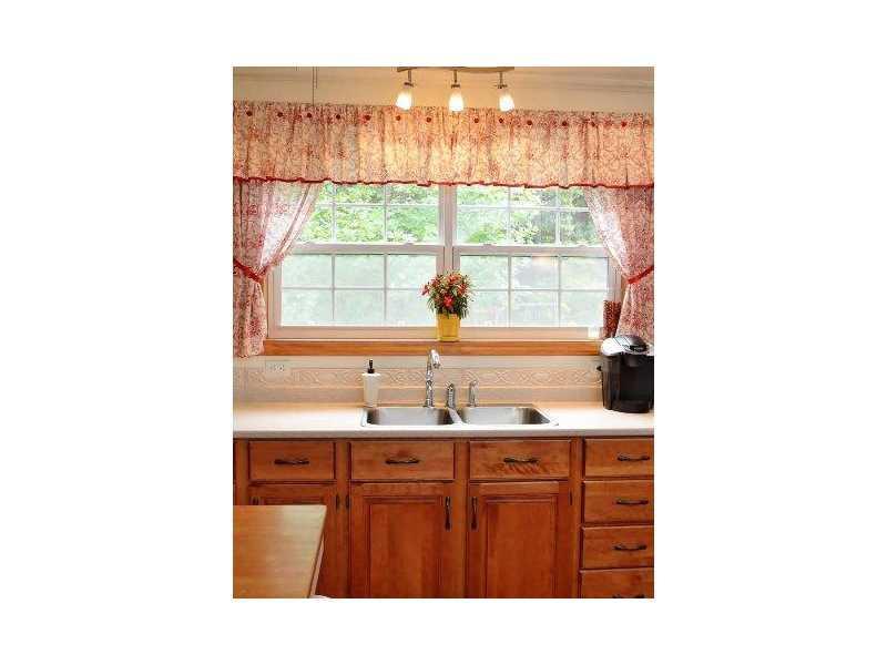 1120 Old North Berwick Road Alfred, ME 04002 - Photo 9 of 27 Kitchen.