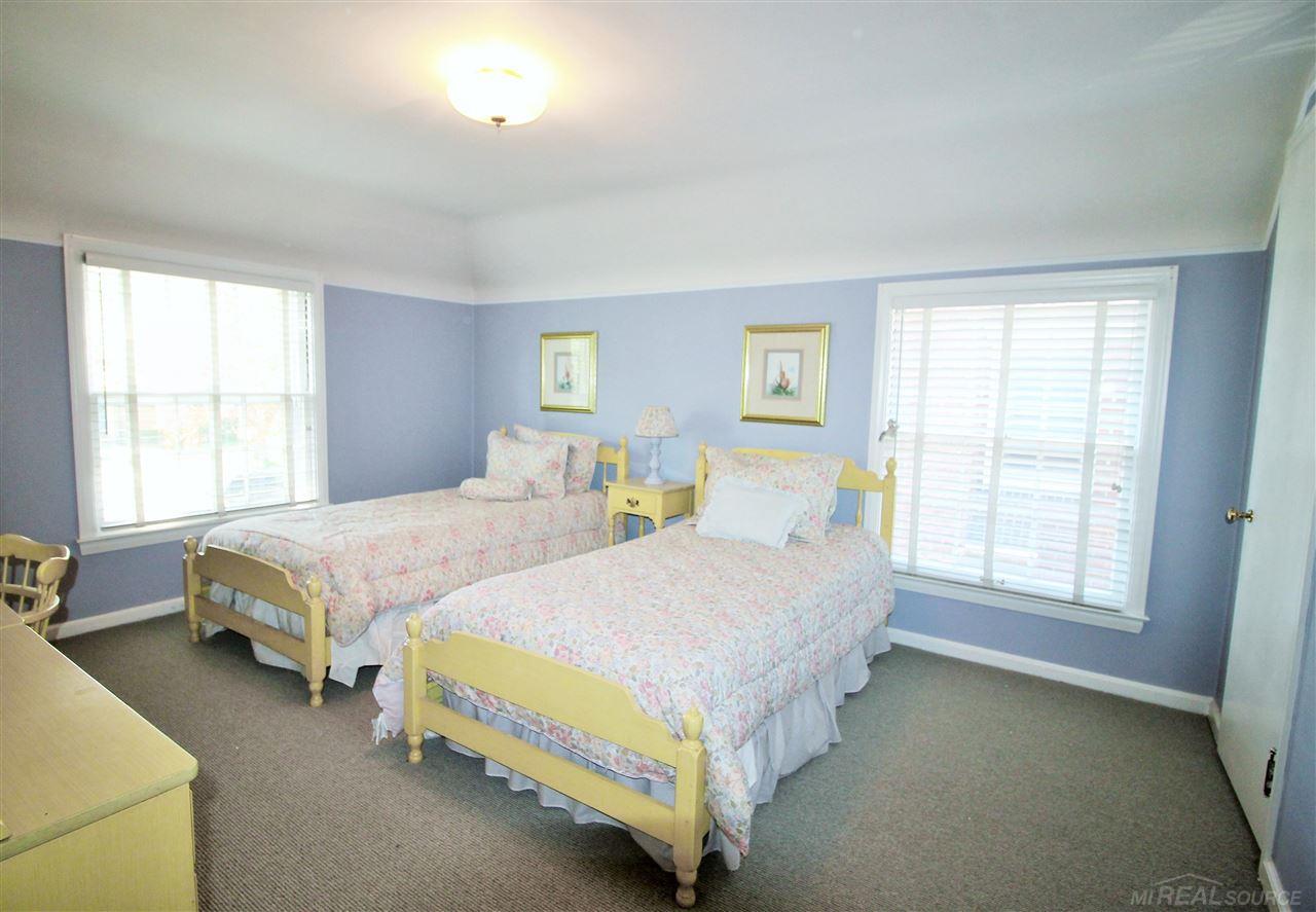 1154 Audubon Road Grosse Pointe, MI 48230 - Photo 29 of 50 50041226-28.JPG
