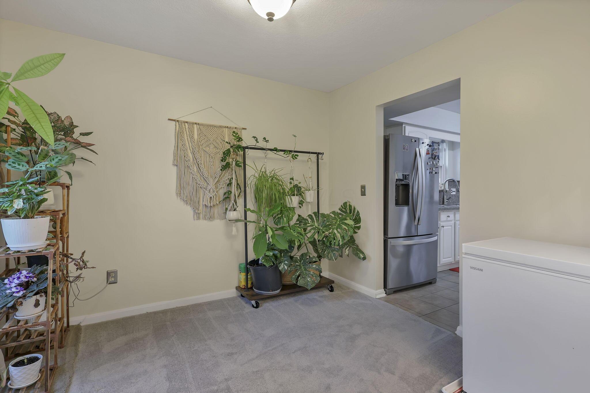 389 Inverness Avenue Delaware, OH 43015 - Photo 20 of 62 20-web-or-mls-G02A4941