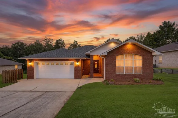 $325,000 | 1593 Hunters Creek Circle, Cantonment, FL 32533