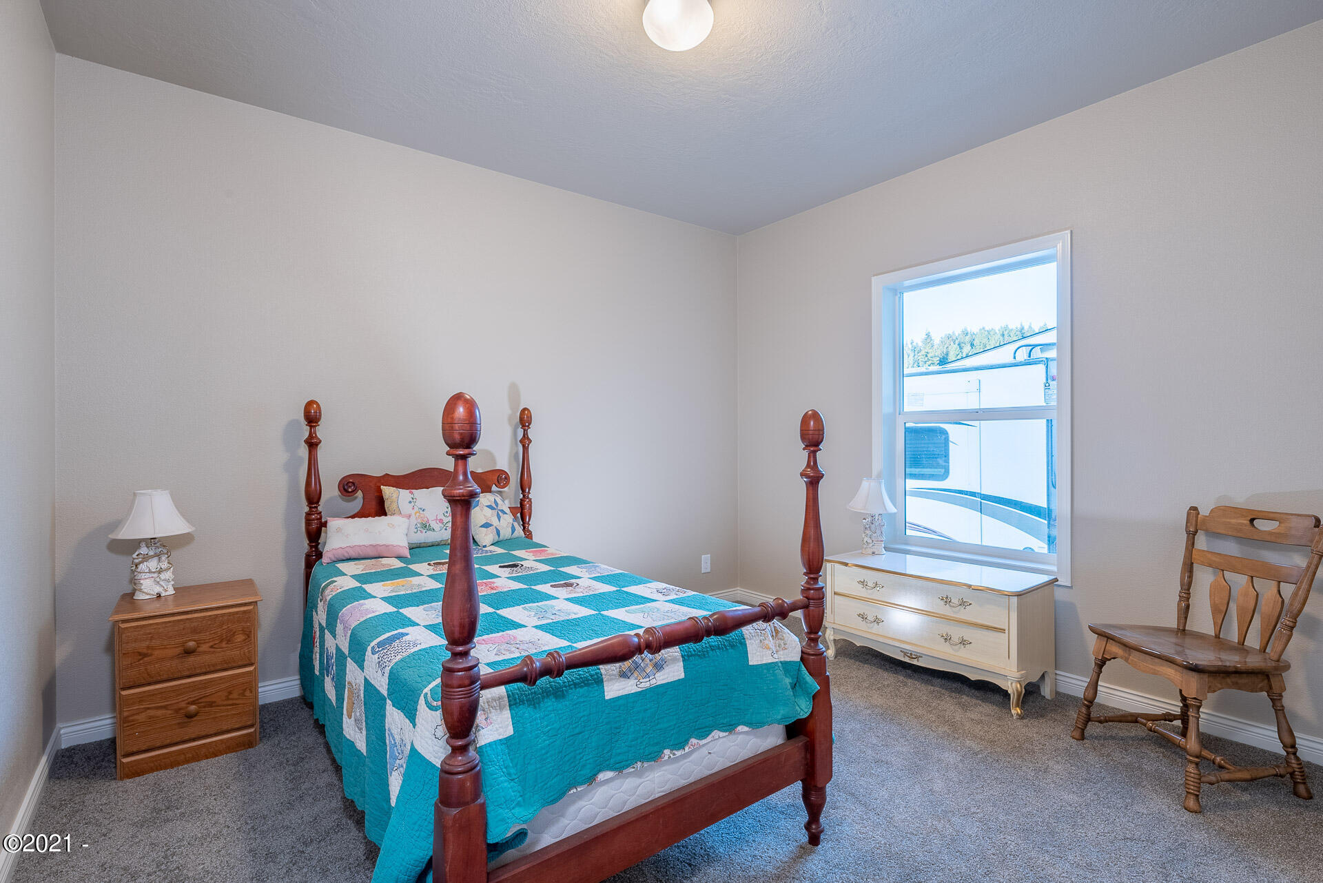 940 North River Bend Road Otis, OR 97368 - Photo 18 of 31 Bedroom 2
