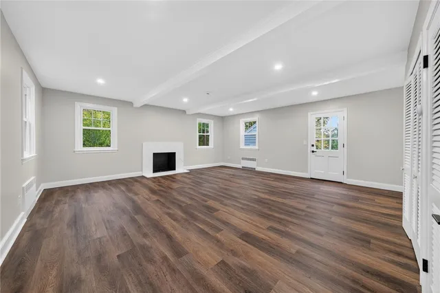 $729,900 | 3360 Diamond Hill Road, Cumberland, RI 02864