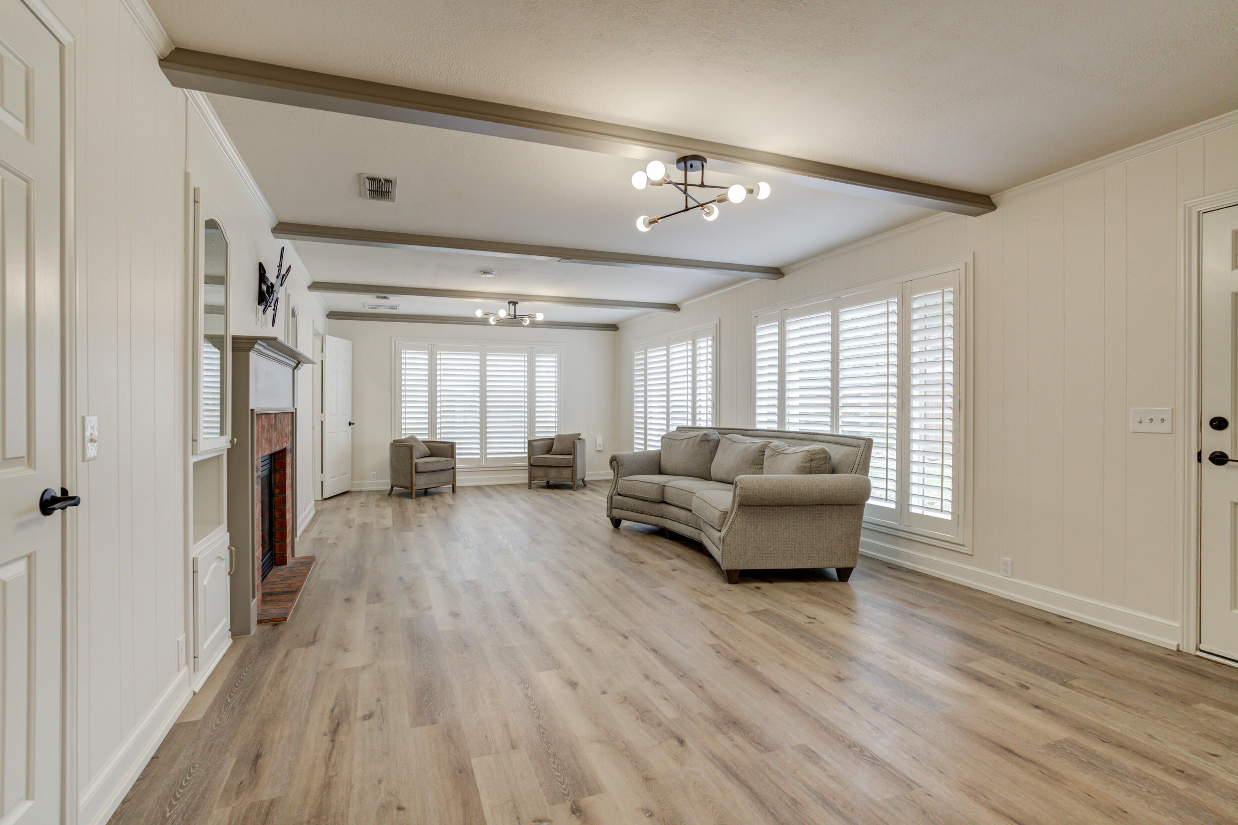 4428 89th Street Lubbock, TX 79424 - Photo 13 of 56 DSC03377_78_79_80_81