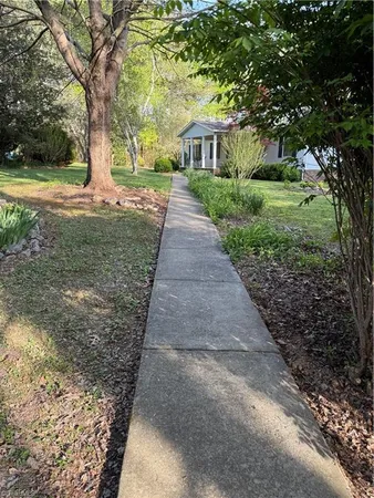 $265,000 | 1095 Sechrist Loop, Pilot Mountain, NC 27041