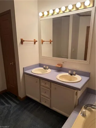 $265,000 | 1095 Sechrist Loop, Pilot Mountain, NC 27041