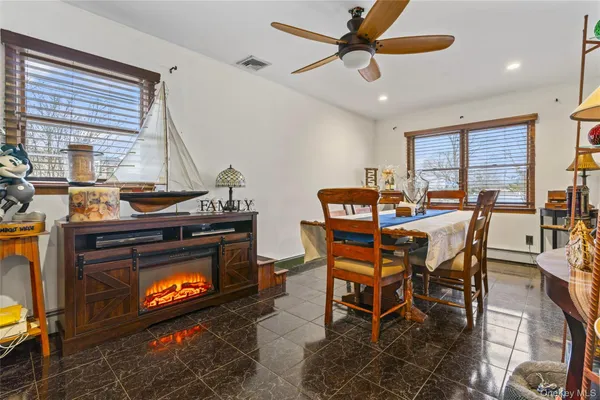 $749,000 | 2 Burnett Avenue, Bay Shore, NY 11706