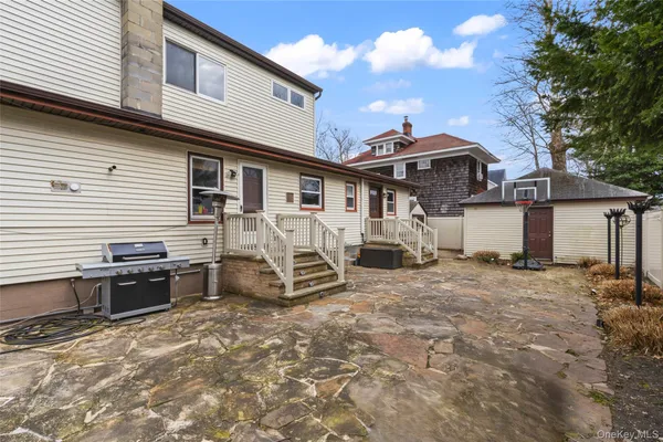 $749,000 | 2 Burnett Avenue, Bay Shore, NY 11706