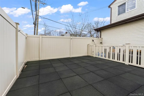 $749,000 | 2 Burnett Avenue, Bay Shore, NY 11706