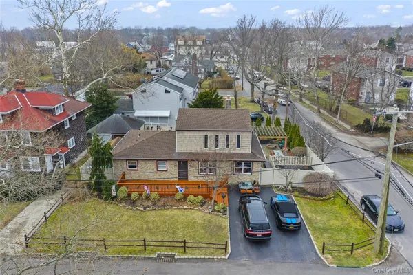 $749,000 | 2 Burnett Avenue, Bay Shore, NY 11706