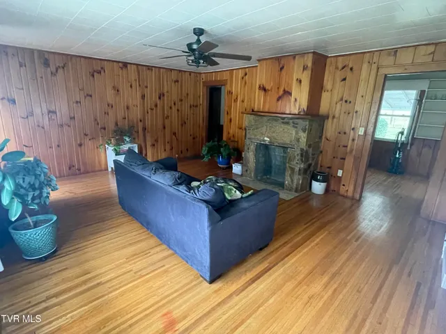 $1,500 | 107 Taylor Drive, Erwin, TN 37650