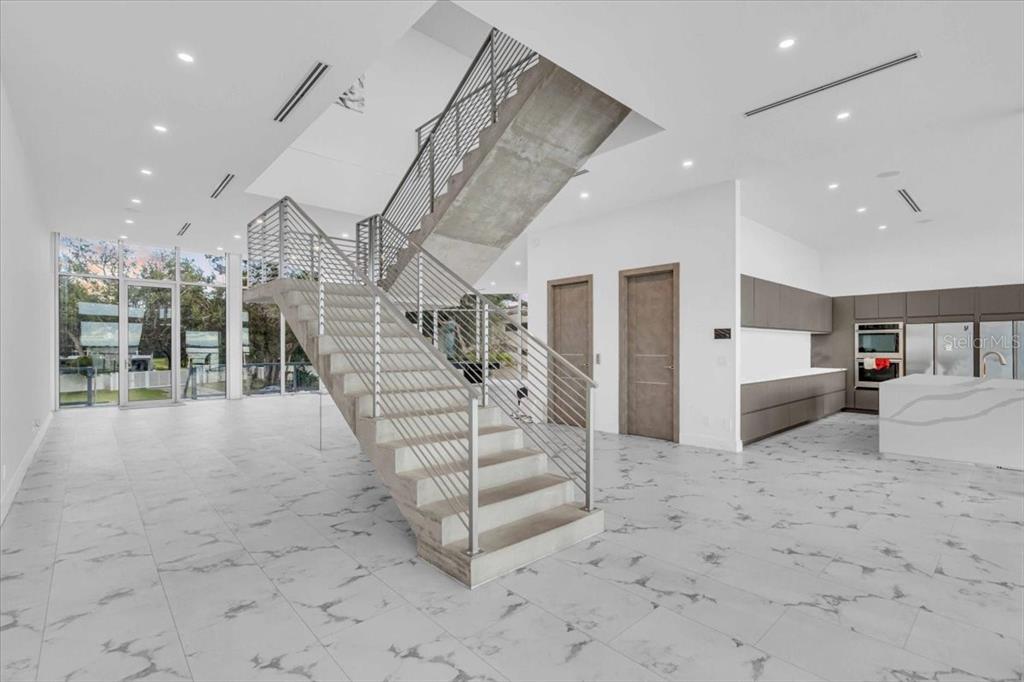 4035 Bay Shore Road Sarasota, FL 34234 - Photo 14 of 59