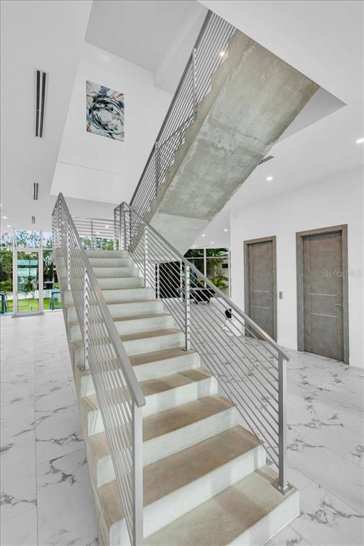 4035 Bay Shore Road Sarasota, FL 34234 - Photo 15 of 59