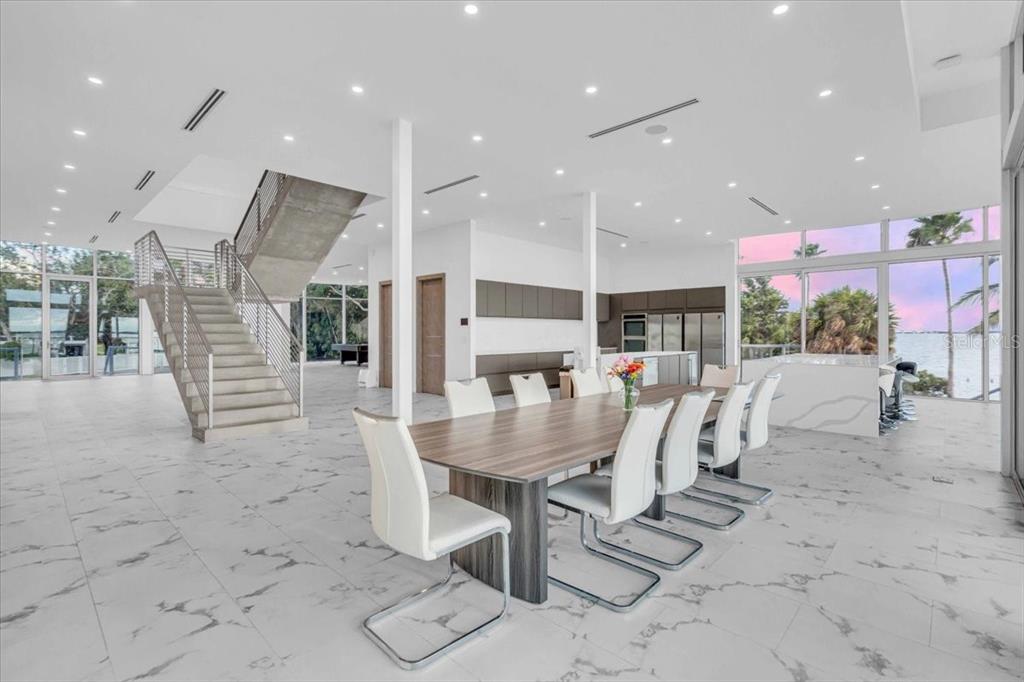 4035 Bay Shore Road Sarasota, FL 34234 - Photo 20 of 59