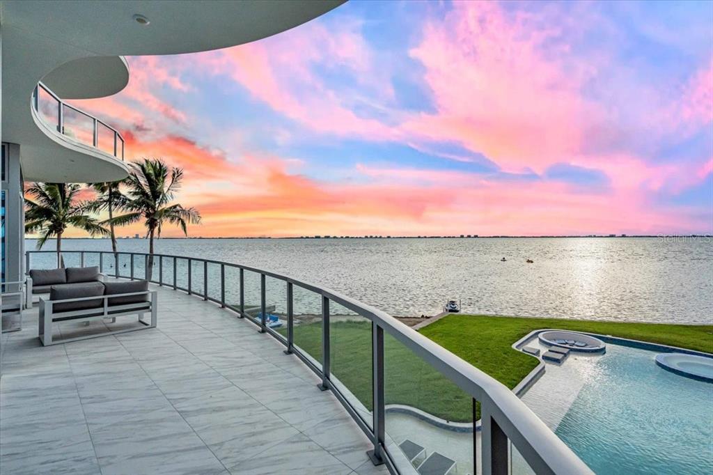 4035 Bay Shore Road Sarasota, FL 34234 - Photo 40 of 59