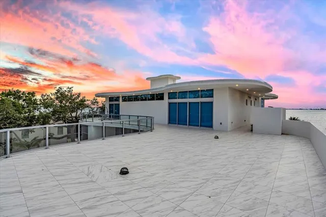 $11,760,000 | 4035 Bay Shore Road, Sarasota, FL 34234