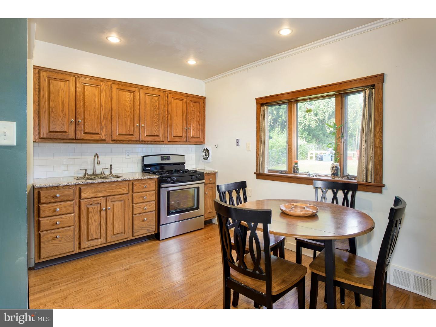 832 East Cathedral Road Philadelphia, PA 19128 - Photo 14 of 20 Kitchen