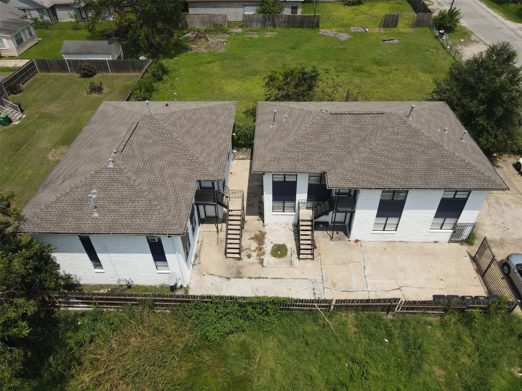 3613 Crane Street Houston, TX 77026 - Photo 22 of 23 an aerial view of a house with garden
