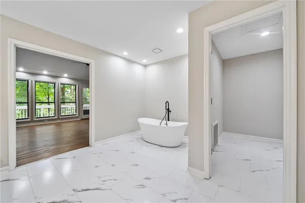 a very nice looking room with a white walls