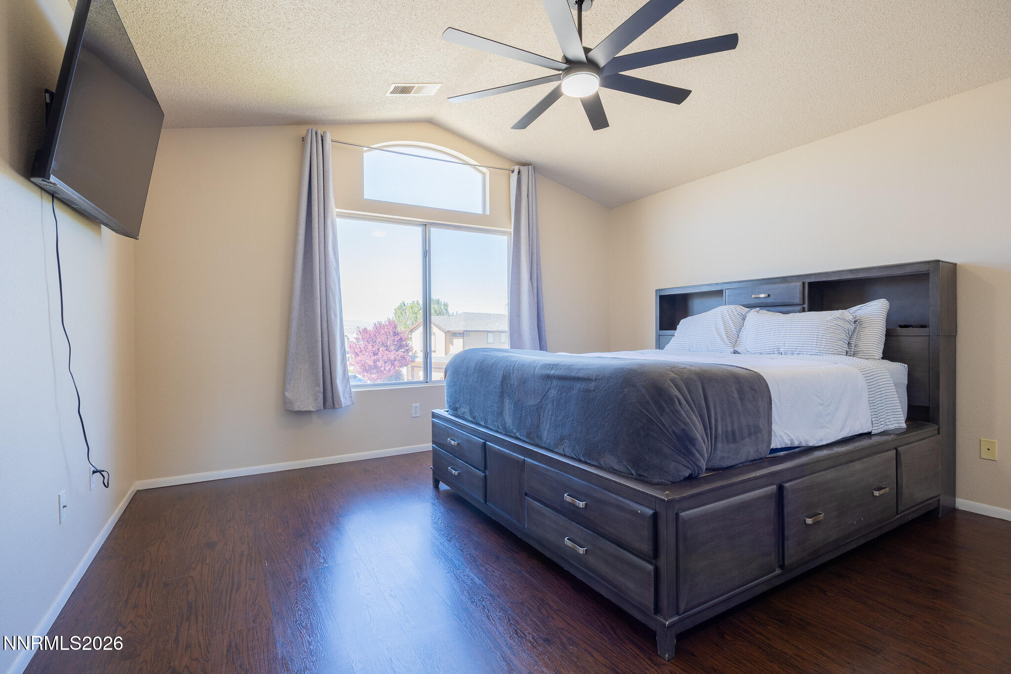 7881 Anchor Point Court Reno, NV 89506 - Photo 7 of 16 IMG_7926-HDR