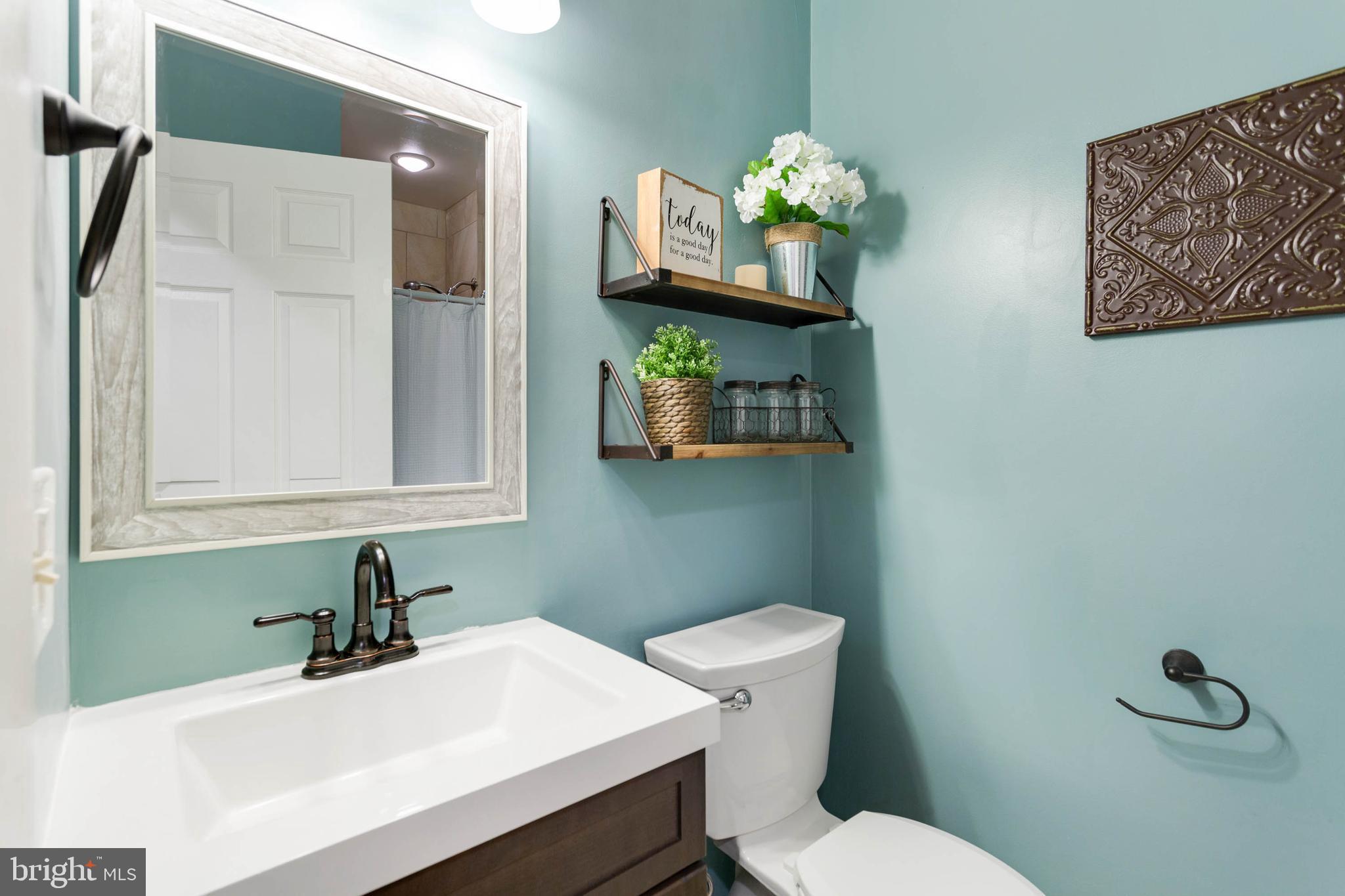 3909 Rive Drive Alexandria, VA 22309 - Photo 18 of 26 Full Bath