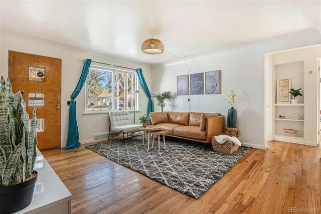 $395,000 | 1781 North Oakland Street, Aurora, CO 80010