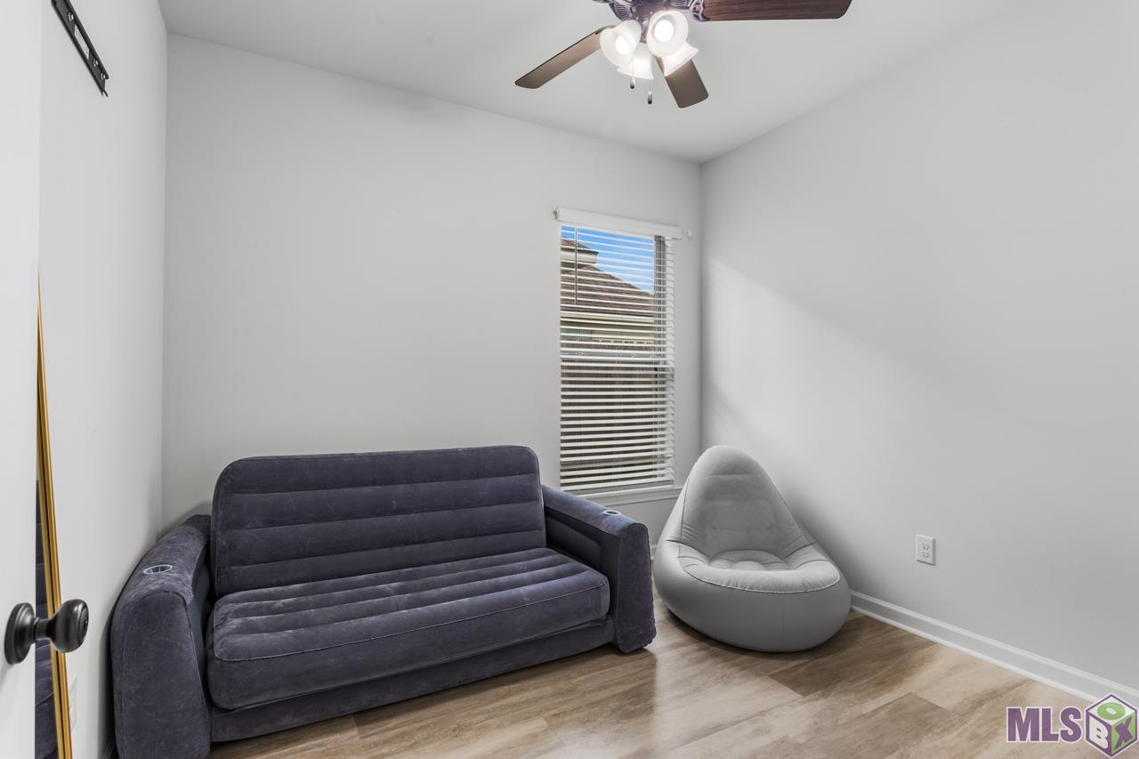 1232 Gentle Wind Drive Baton Rouge, LA 70820 - Photo 10 of 19 Guest Bedroom