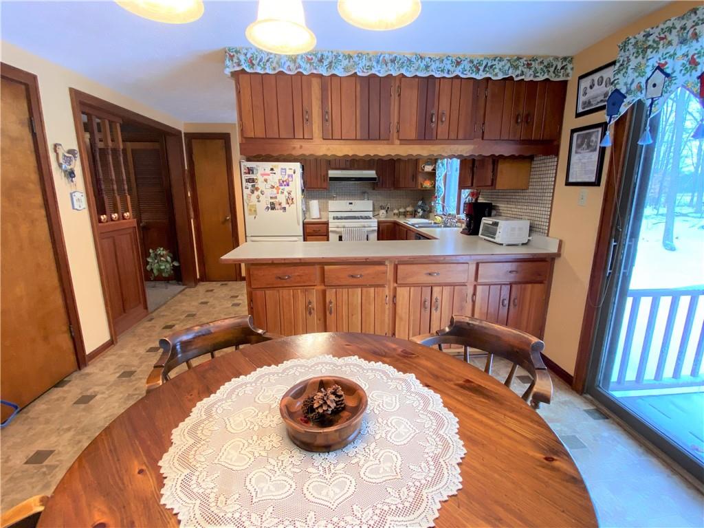 2733 Leesburg-Volant Road Volant, PA 16156 - Photo 7 of 21