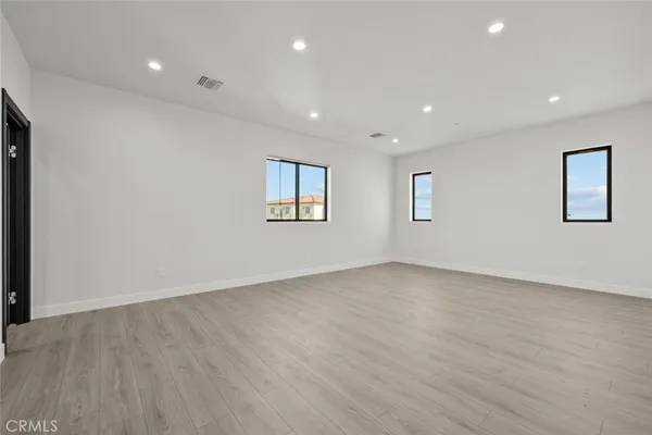 $6,500 | 12937 West Kilikia Drive, North Hollywood, CA 91605