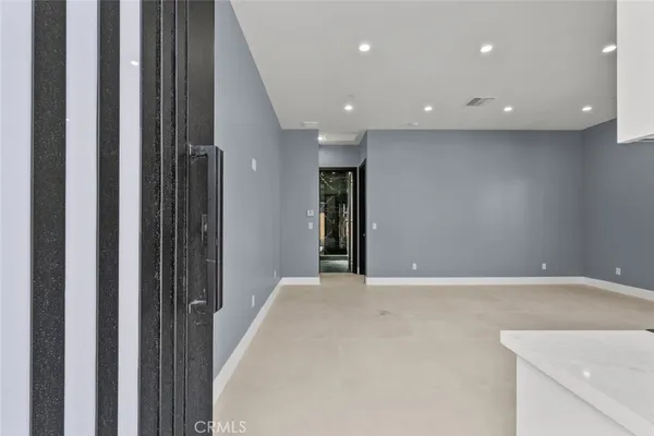 $6,500 | 12937 West Kilikia Drive, North Hollywood, CA 91605