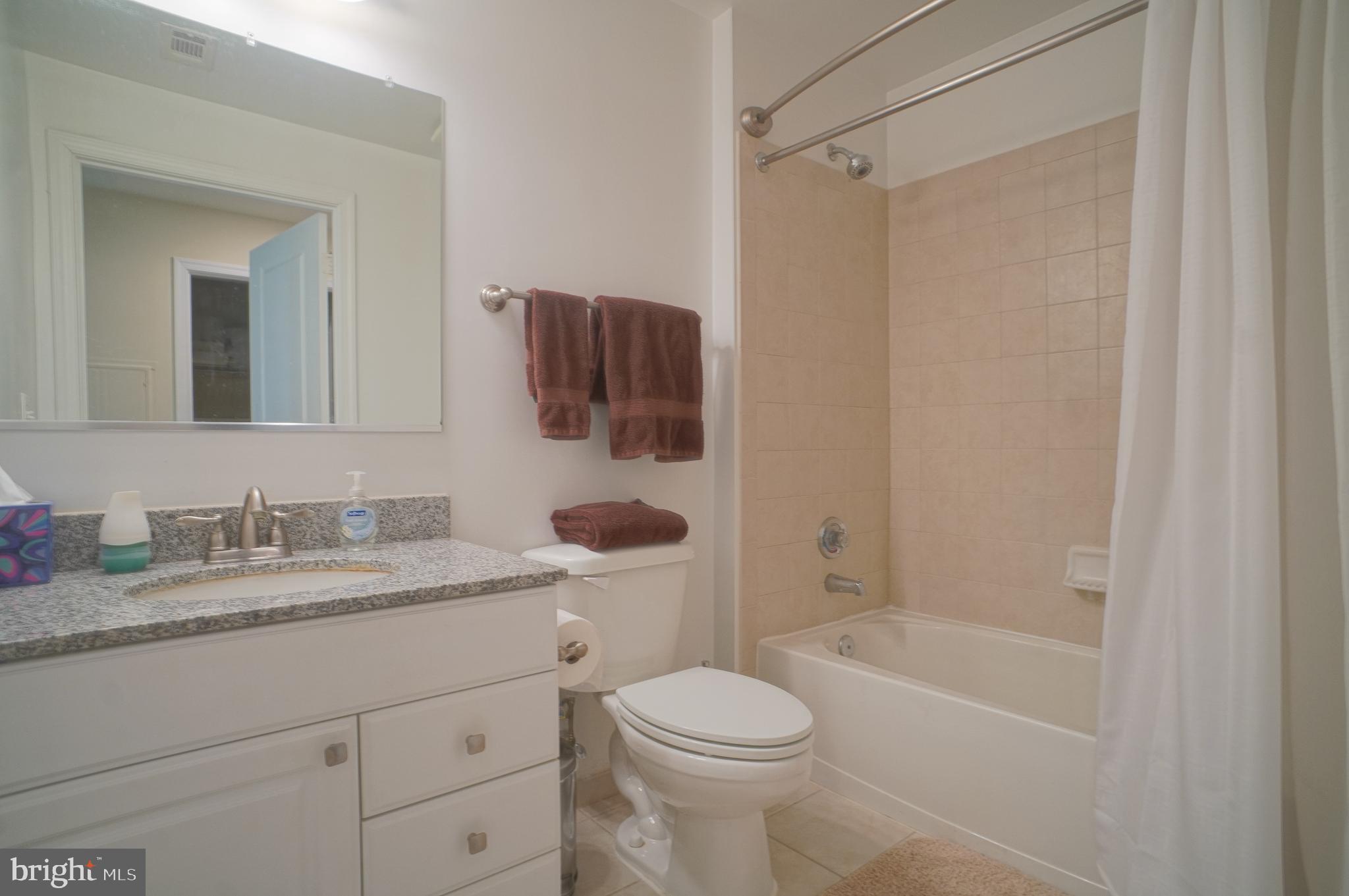 3650 South Glebe Road, Unit 349 Arlington, VA 22202 - Photo 5 of 9