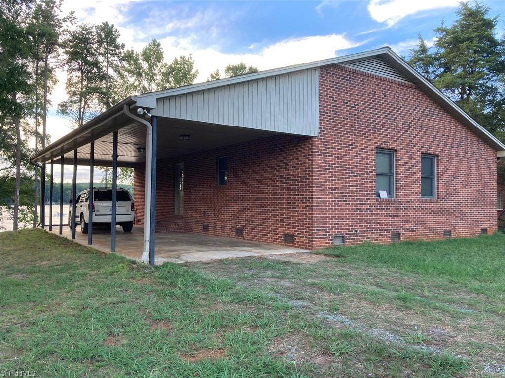 2400 Riverview Road Lexington, NC 27292 - Photo 7 of 25 Gallery Image 7