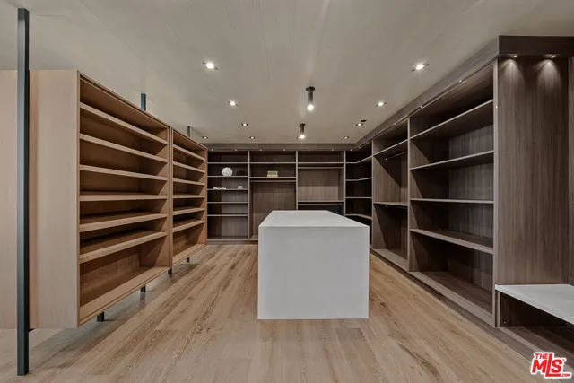 $6,295,000 | 442 Sherman Canal, Venice, CA 90291