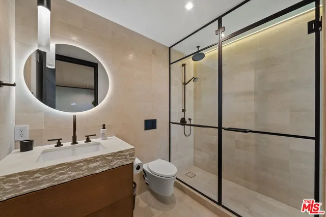 $6,295,000 | 442 Sherman Canal, Venice, CA 90291