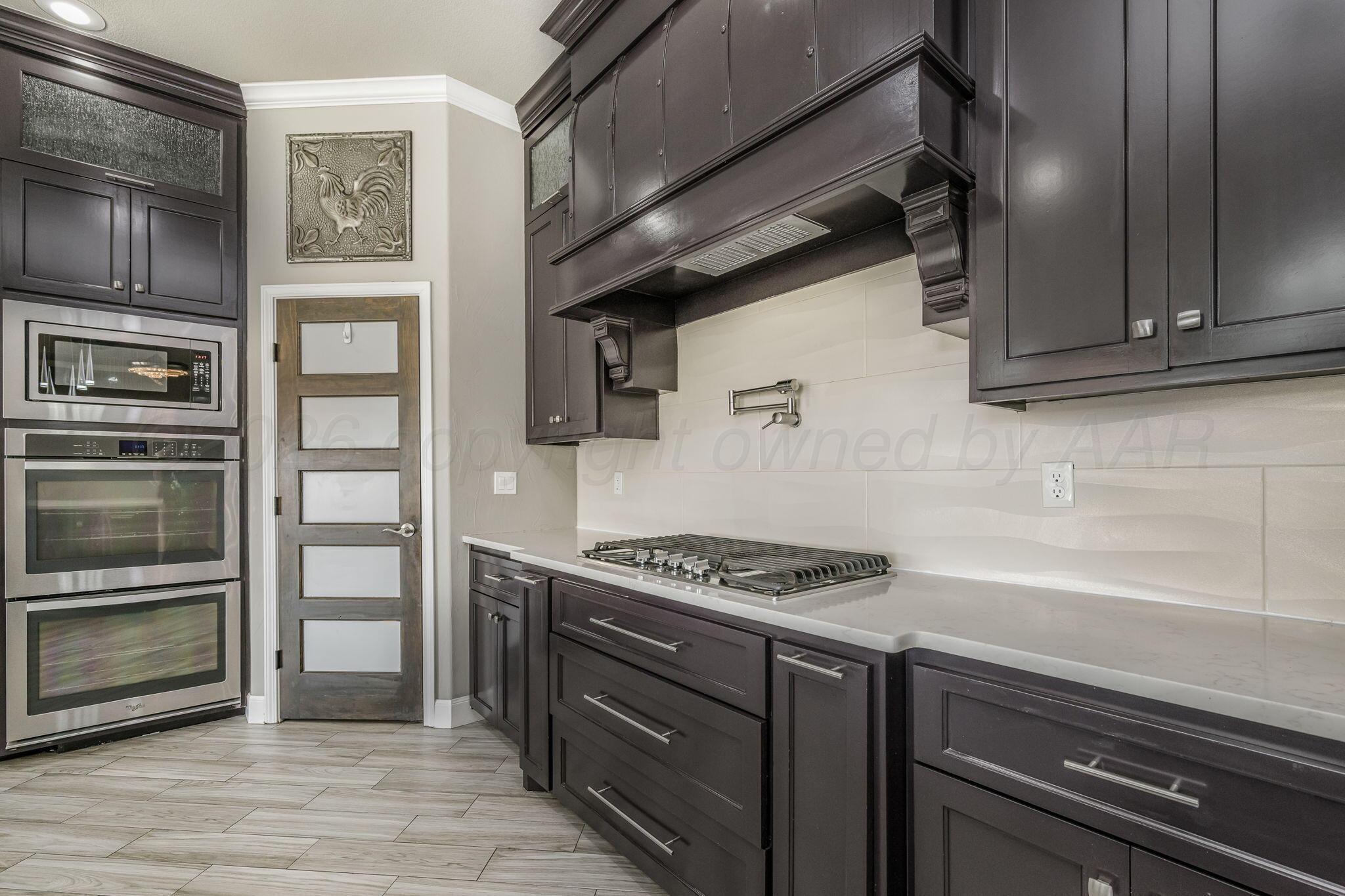 15351 Let It Be Amarillo, TX 79119 - Photo 8 of 47 Gas Cooktop