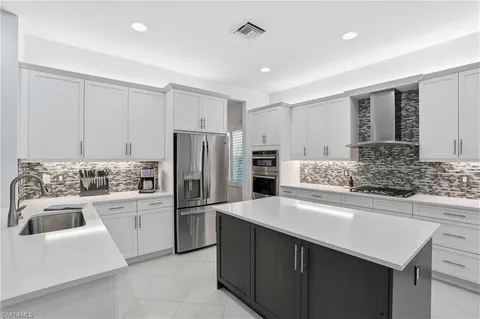 $1,850,000 | 11752 Freesia Terrace, Naples, FL 34120