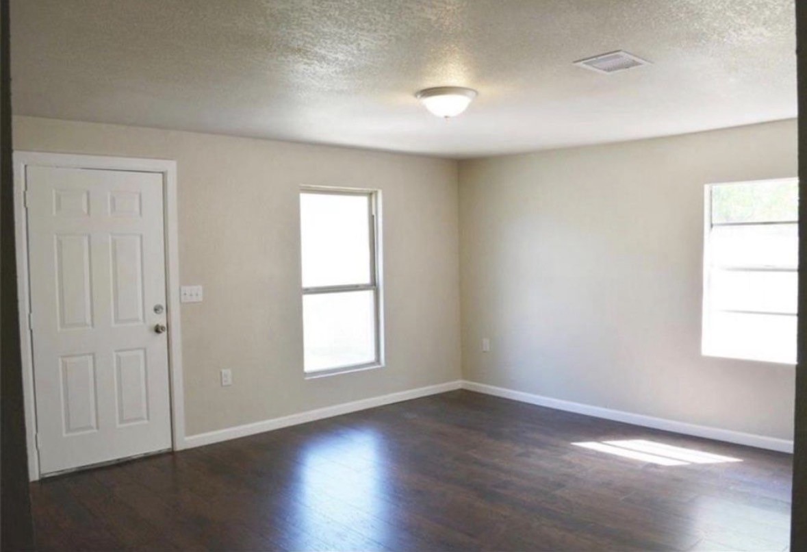 7318 Laredo Street, Unit A Houston, TX 77020 - Photo 7 of 9