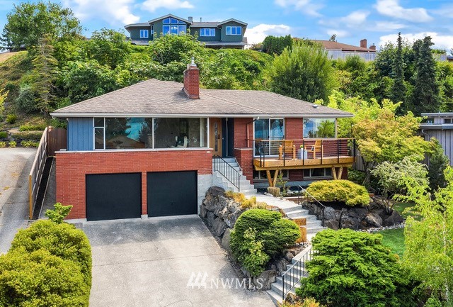 8720 Fauntlee Crest Southwest Seattle, WA 98136 - Photo 2 of 26 Gallery Image 2