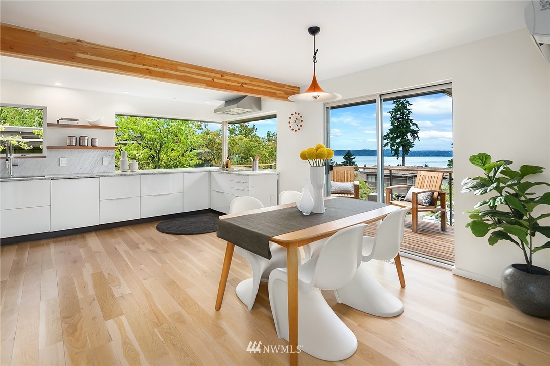 8720 Fauntlee Crest Southwest Seattle, WA 98136 - Photo 7 of 26 Gallery Image 7